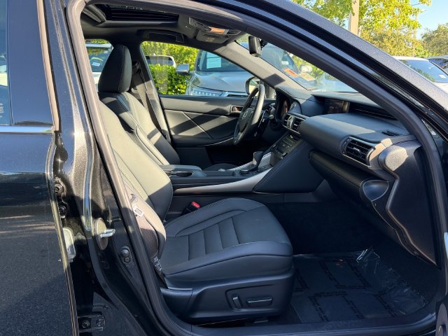 Used 2020 Lexus IS 300 F Sport w/ F Sport Package RWD image 19