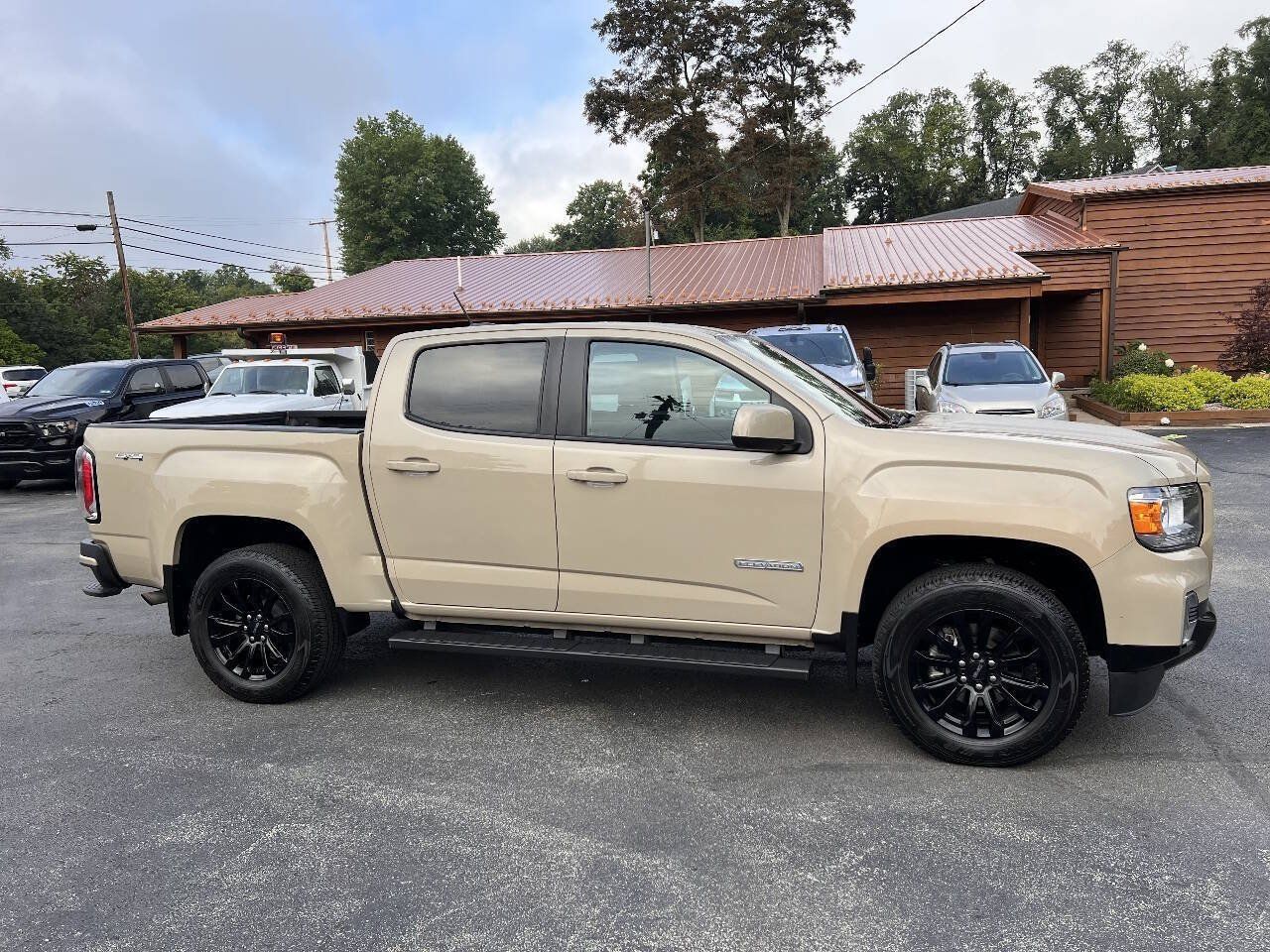 Used 2021 GMC Canyon Elevation w/ Trailering Package AWD/4WD image 9