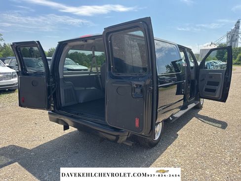 Used 2011 Ford E-150 and Econoline 150 Wagon RWD image 14