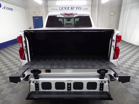 Used 2023 Chevrolet Silverado 1500 High Country w/ Technology Package image 44