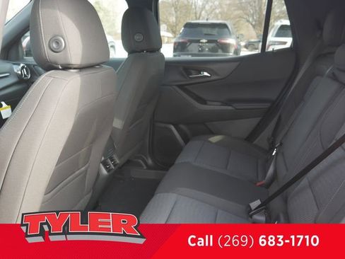 New 2026 Chevrolet Equinox LT image 37