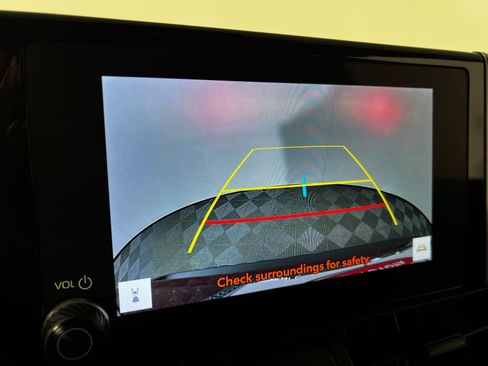 Certified 2025 Toyota RAV4 XLE AWD/4WD image 20