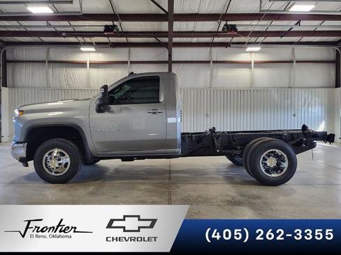 New 2026 Chevrolet Silverado 3500 LT w/ Convenience Package AWD/4WD image 1