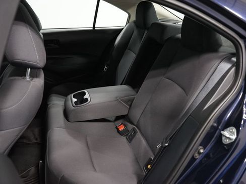 Used 2022 Toyota Corolla LE image 25