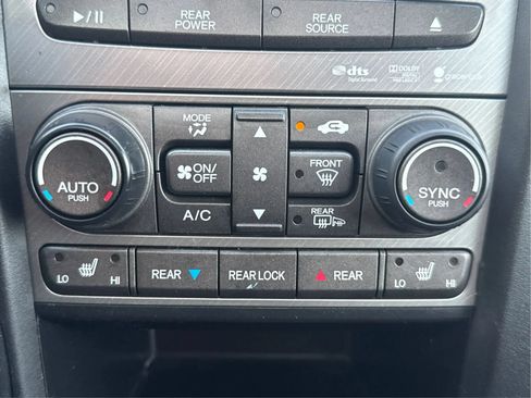 Used 2012 Honda Pilot Touring image 19