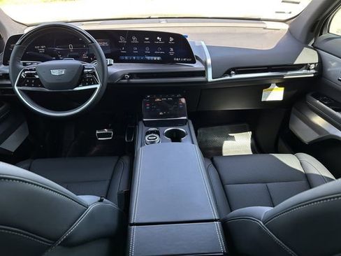 New 2026 Cadillac Vistiq Luxury image 10