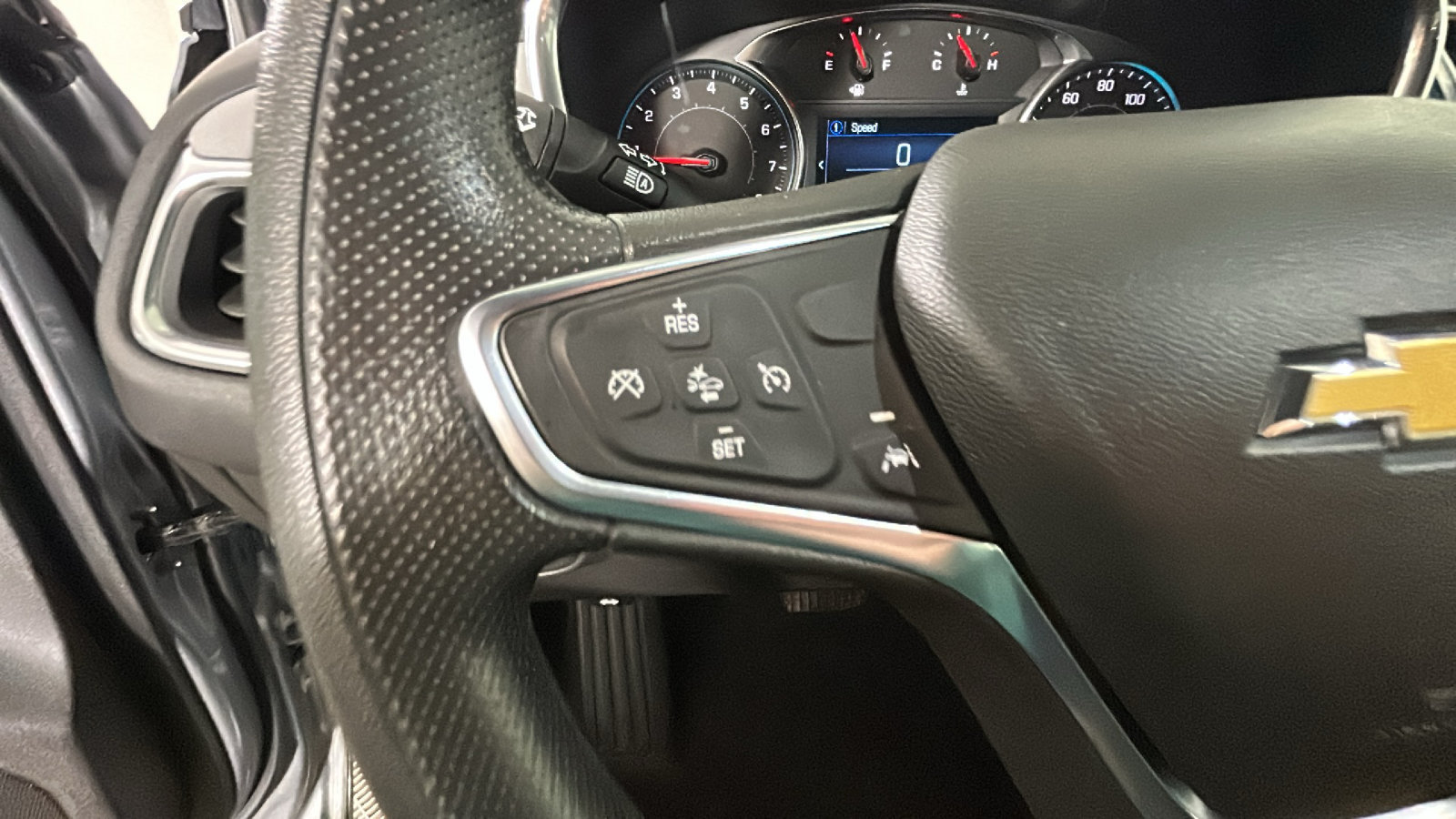 Used 2024 Chevrolet Equinox LS w/ LS Convenience Package AWD/4WD image 19