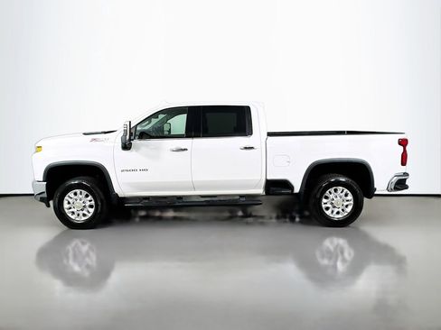 Used 2021 Chevrolet Silverado 2500 LTZ w/ Z71 Off-Road Package AWD/4WD image 8