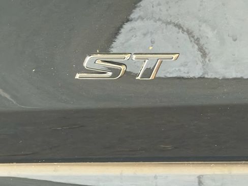 New 2026 Buick Encore GX Sport Touring image 13