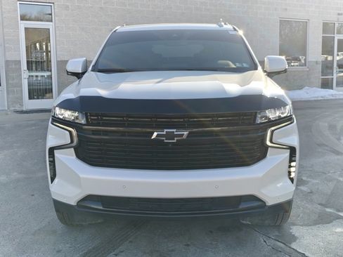 Used 2024 Chevrolet Tahoe RST w/ Luxury Package image 2