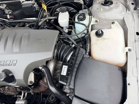 Used 2005 Buick Park Avenue FWD image 13