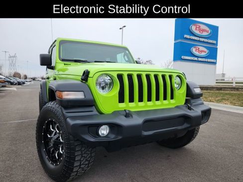 Used 2021 Jeep Wrangler Sport image 13