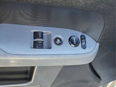 Used 2004 Honda Element EX image 26