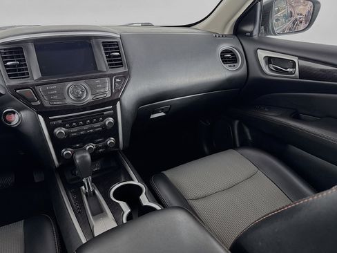 Used 2020 Nissan Pathfinder SV w/ Rock Creek Edition image 21