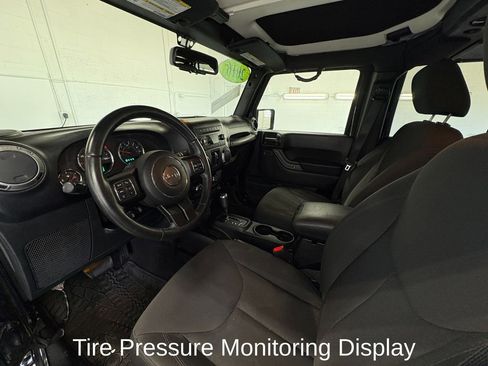 Used 2016 Jeep Wrangler Unlimited Sport AWD/4WD image 12