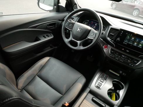 Used 2023 Honda Passport EX-L image 10
