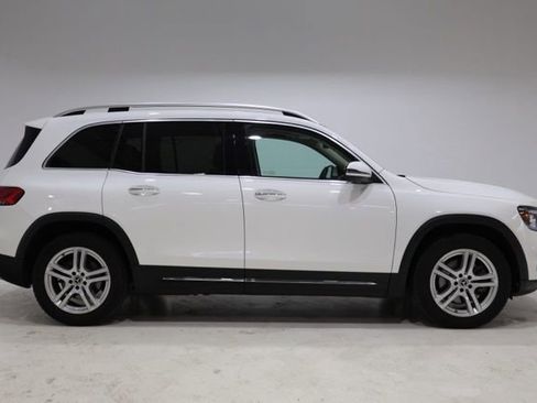 Used 2022 Mercedes-Benz GLB 250 4MATIC image 34