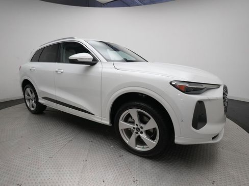New 2026 Audi Q5 Premium Plus AWD/4WD image 38