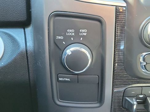 Used 2013 RAM 3500 Laramie Longhorn image 37