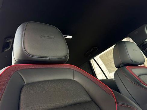 New 2026 Chevrolet Equinox RS w/ Convenience Package III AWD/4WD image 19