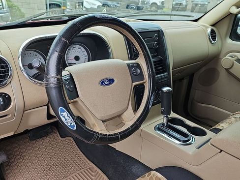Used 2010 Ford Explorer Sport Trac XLT RWD image 15