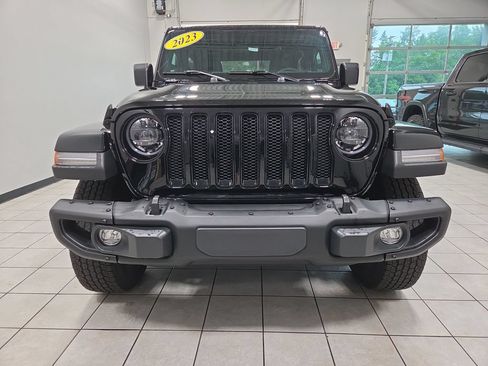 Used 2023 Jeep Wrangler Sport AWD/4WD image 2