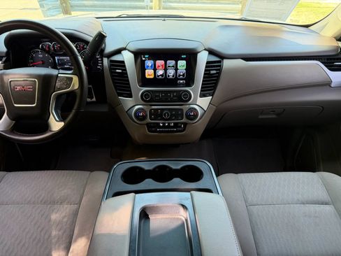 Used 2017 GMC Yukon SLE w/ Enhanced Driver Alert Package RWD image 9