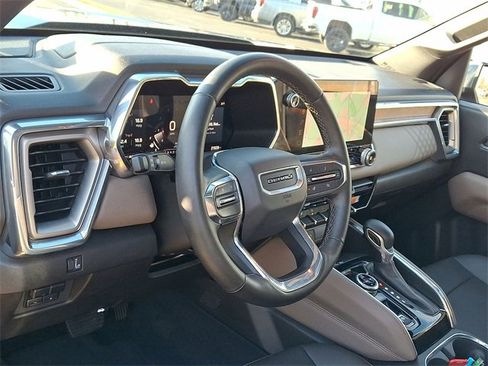 Certified 2024 GMC Canyon Denali image 10