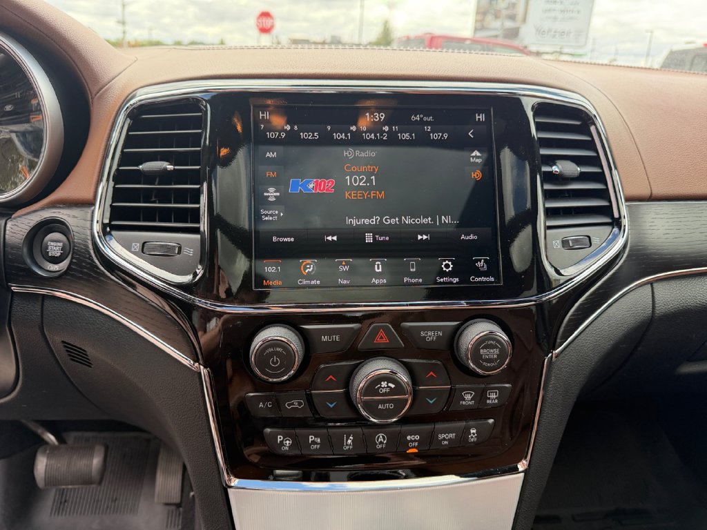 Used 2021 Jeep Grand Cherokee Summit AWD/4WD image 41