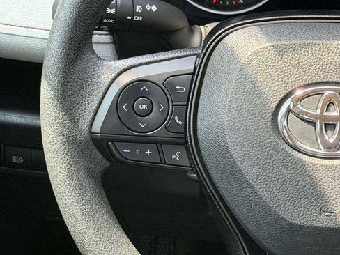 Certified 2021 Toyota RAV4 XLE AWD/4WD image 12