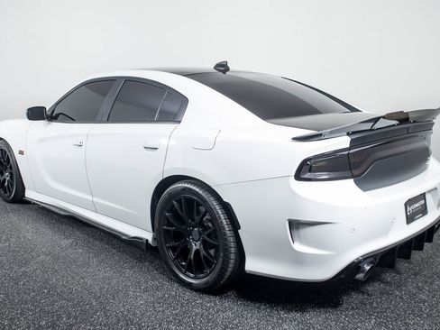 Used 2023 Dodge Charger Scat Pack w/ Plus Group RWD image 7