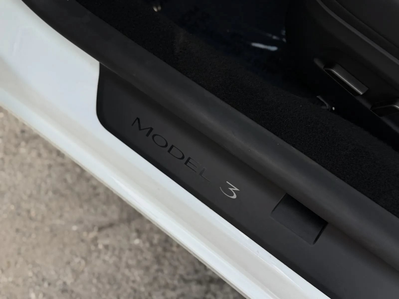 Used 2025 Tesla Model 3 Long Range RWD image 42