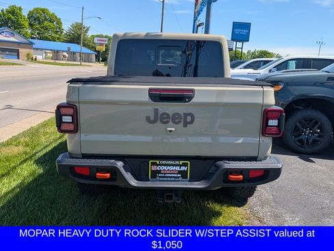 Used 2020 Jeep Gladiator Mojave AWD/4WD image 7