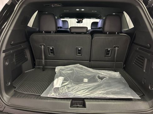 New 2026 GMC Acadia Elevation image 23
