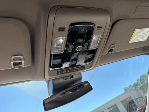 New 2026 GMC Yukon XL Denali image 30