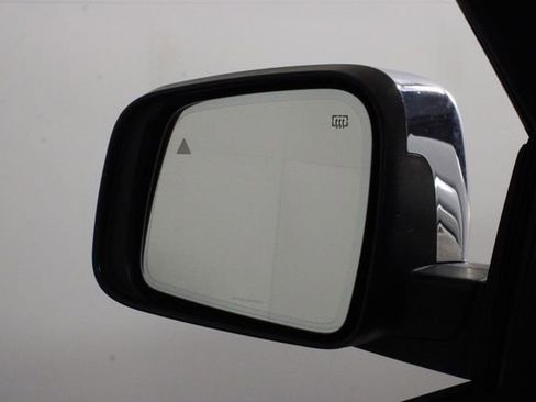 Used 2022 Jeep Grand Cherokee Limited image 42