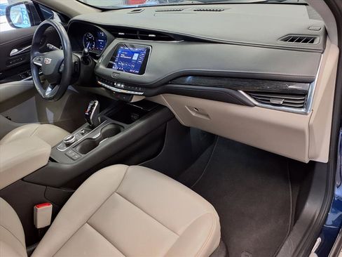 Used 2021 Cadillac XT4 Premium Luxury w/ Driver Awareness Package image 9