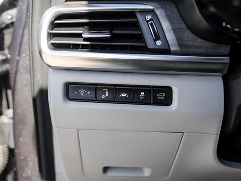 Used 2020 Kia Telluride SX w/ SX Prestige Package image 15