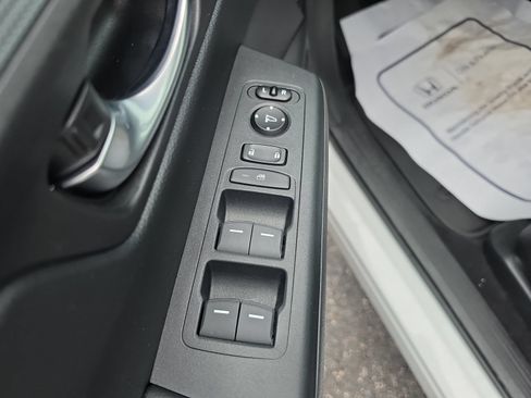 Certified 2025 Honda CR-V Sport-L image 14