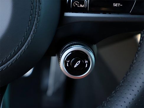 New 2026 Maserati Grecale Modena image 35