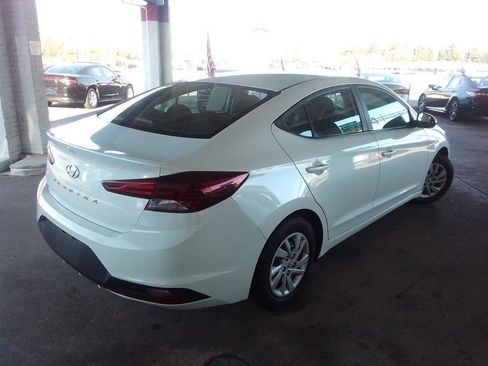 Used 2019 Hyundai Elantra SE w/ Cargo Package image 5