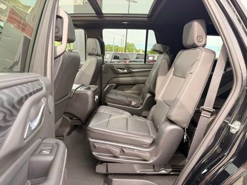Used 2023 GMC Yukon Denali AWD/4WD image 13