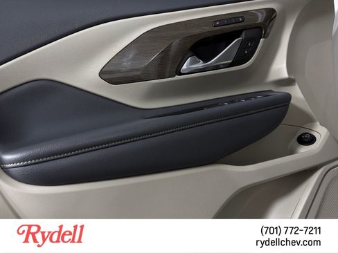 Used 2023 GMC Terrain Denali AWD/4WD image 11