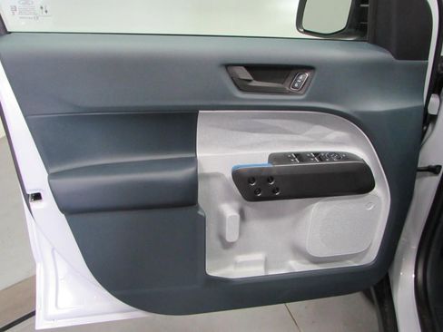 New 2025 Ford Maverick XLT w/ XLT Luxury Package image 15