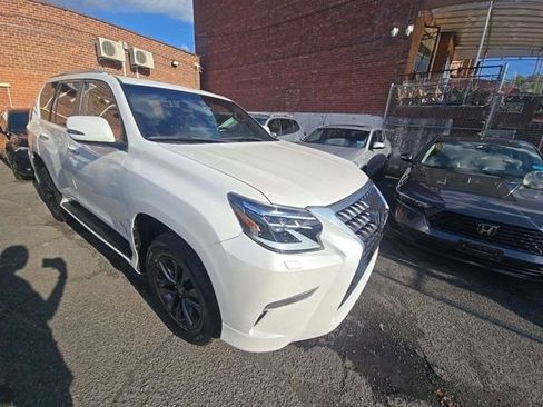 Used 2023 Lexus GX 460 Premium w/ Premium Package AWD/4WD image 2