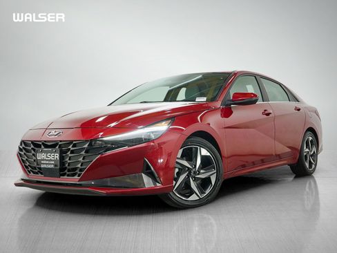 Used 2023 Hyundai Elantra Limited FWD image 1