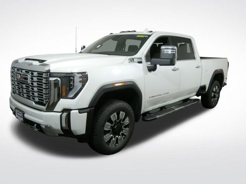 Used 2024 GMC Sierra 3500 Denali w/ Denali Reserve Package AWD/4WD image 8