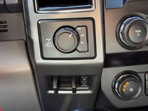 Used 2022 Ford F250 XLT w/ XLT Premium Package image 23