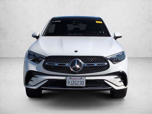 Used 2024 Mercedes-Benz GLC 300 4MATIC image 2