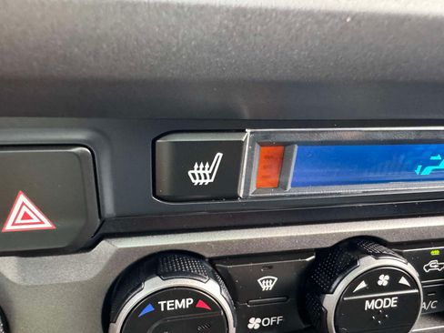 Certified 2022 Toyota Tacoma TRD Sport w/ TRD Premium Sport Package AWD/4WD image 34